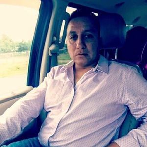 Meet your Posher, Ramiro